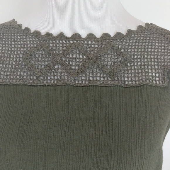 π3/$15 Chaps crochet textured blouse Large - Picture 2 of 8